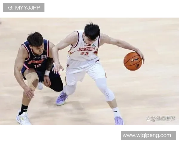 广州足球队在战术转换中的得失分析与未来展望