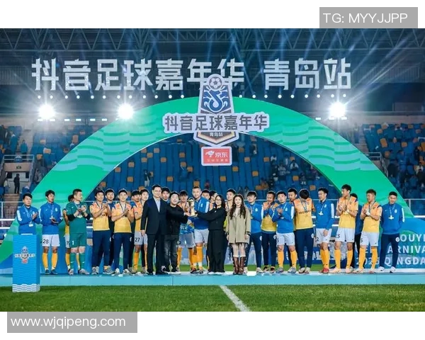 抖音舞动青春足球明星展现无限魅力与激情 抖音舞动青春足球明星展现无限魅力与激情